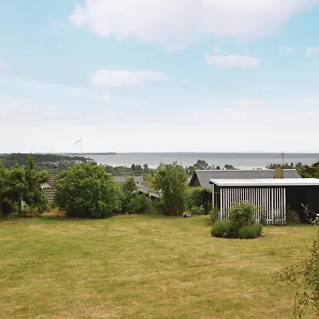 Three-bedroom Holiday In Holiday home Slagelse